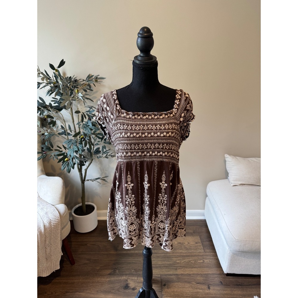 Dressbarn Brown Embroidered Smocked Square Neck Peasant Top Large